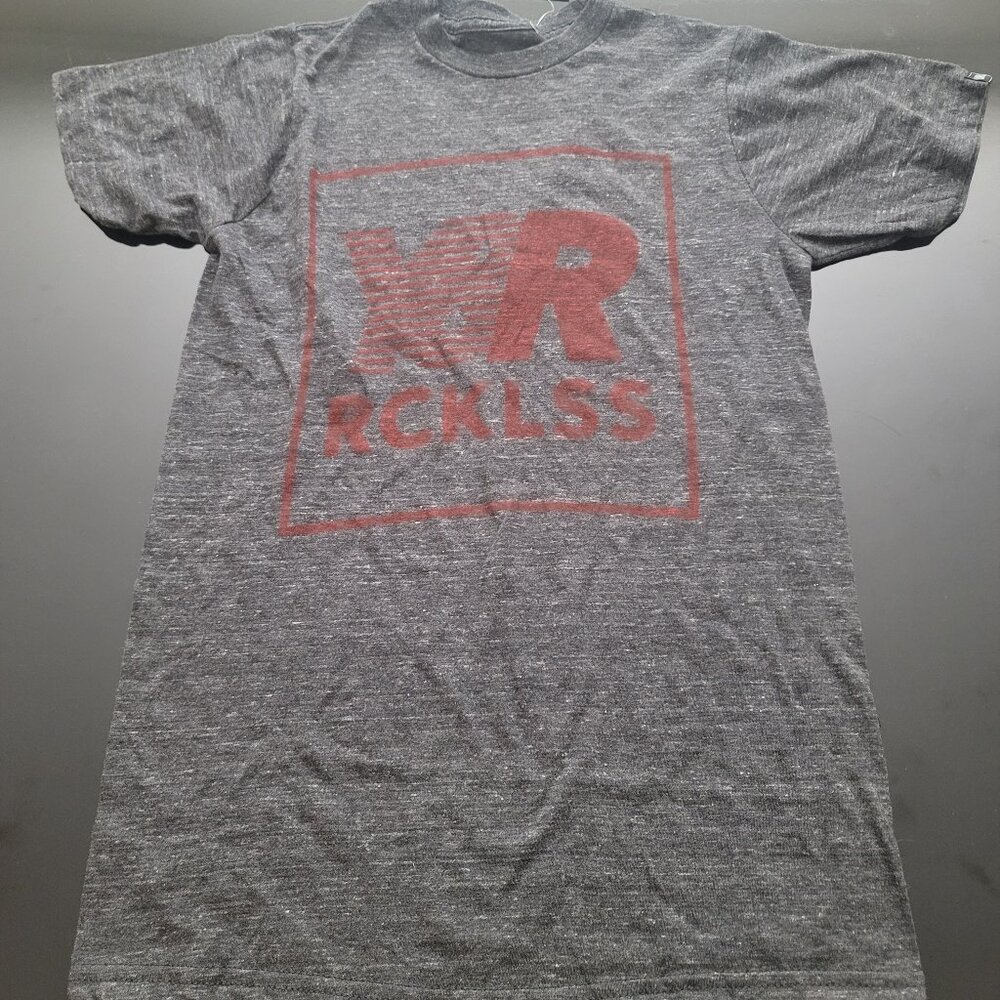 Young & Reckless Gray Red Box Logo Tee Ultra Soft T-Shirt Size Small New W/ Tags